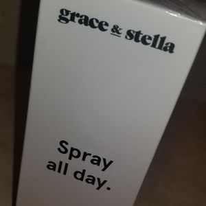 GRACE AND STELLA ROSE SPRAY